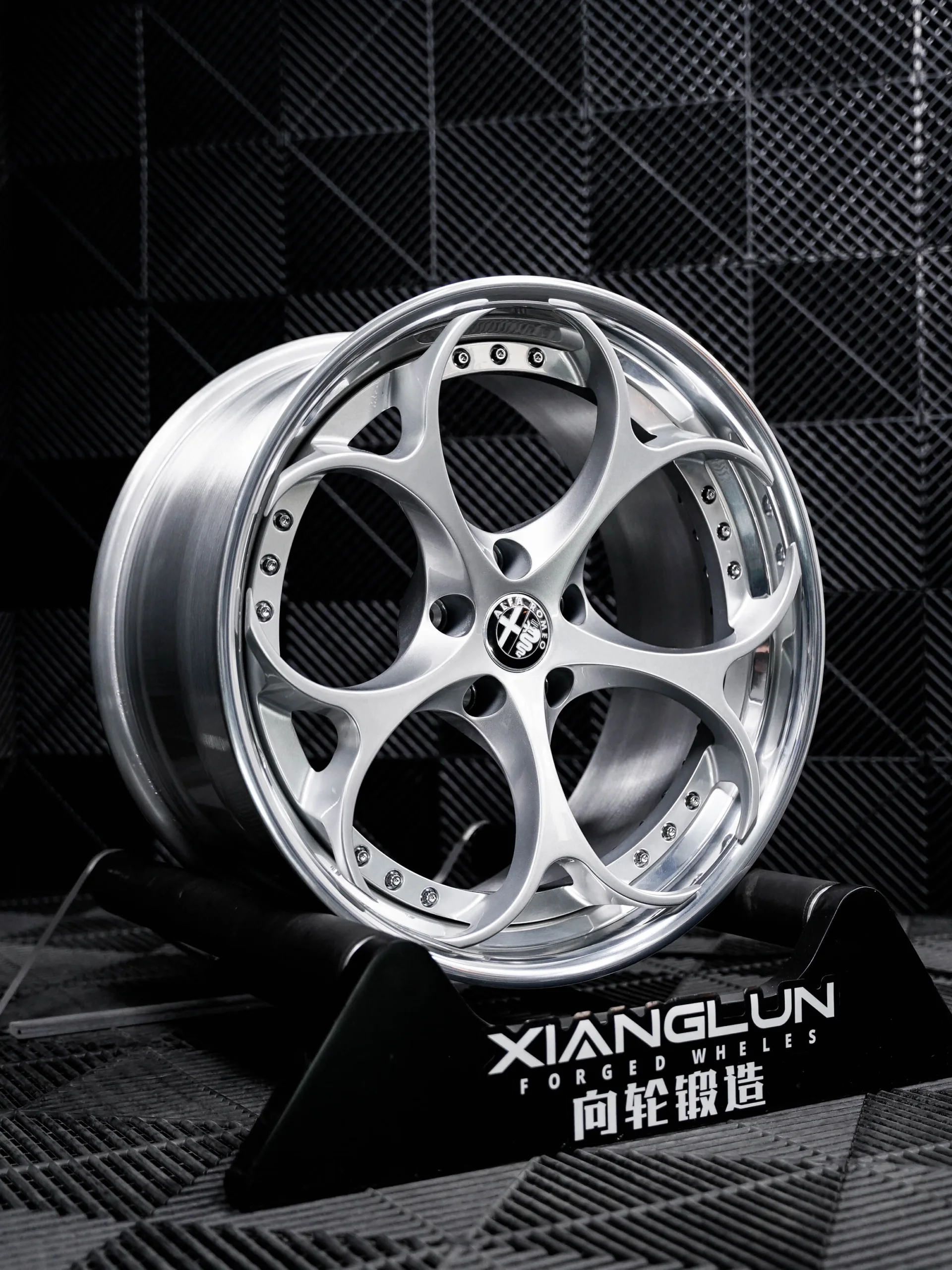 Double-sided four-leaf clover custom forged wheels