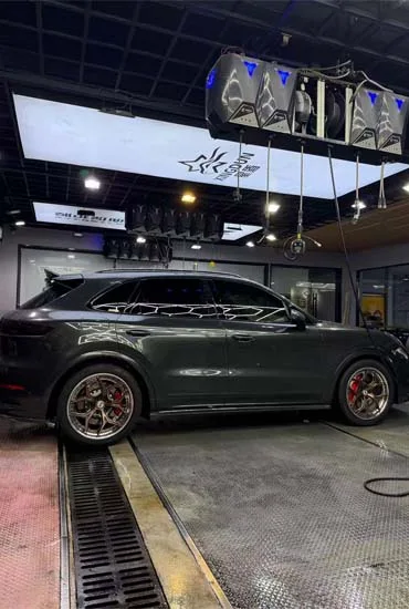 Two Piece Forged Wheels Vehicle Installation Showcase 4