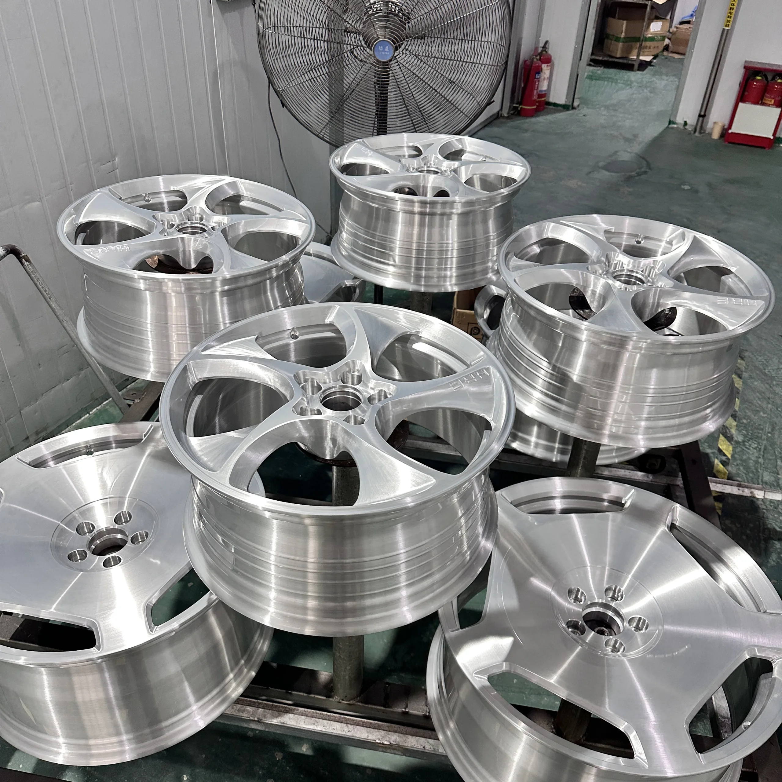 forged wheels Factory -Forged wheel hub finished product area (2) forged wheels Factory Forged wheel hub finished product area 2 scaled