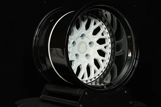 THREE-PIECE WHEELS 32 Advantages of 3 Piece Forged Wheels 4