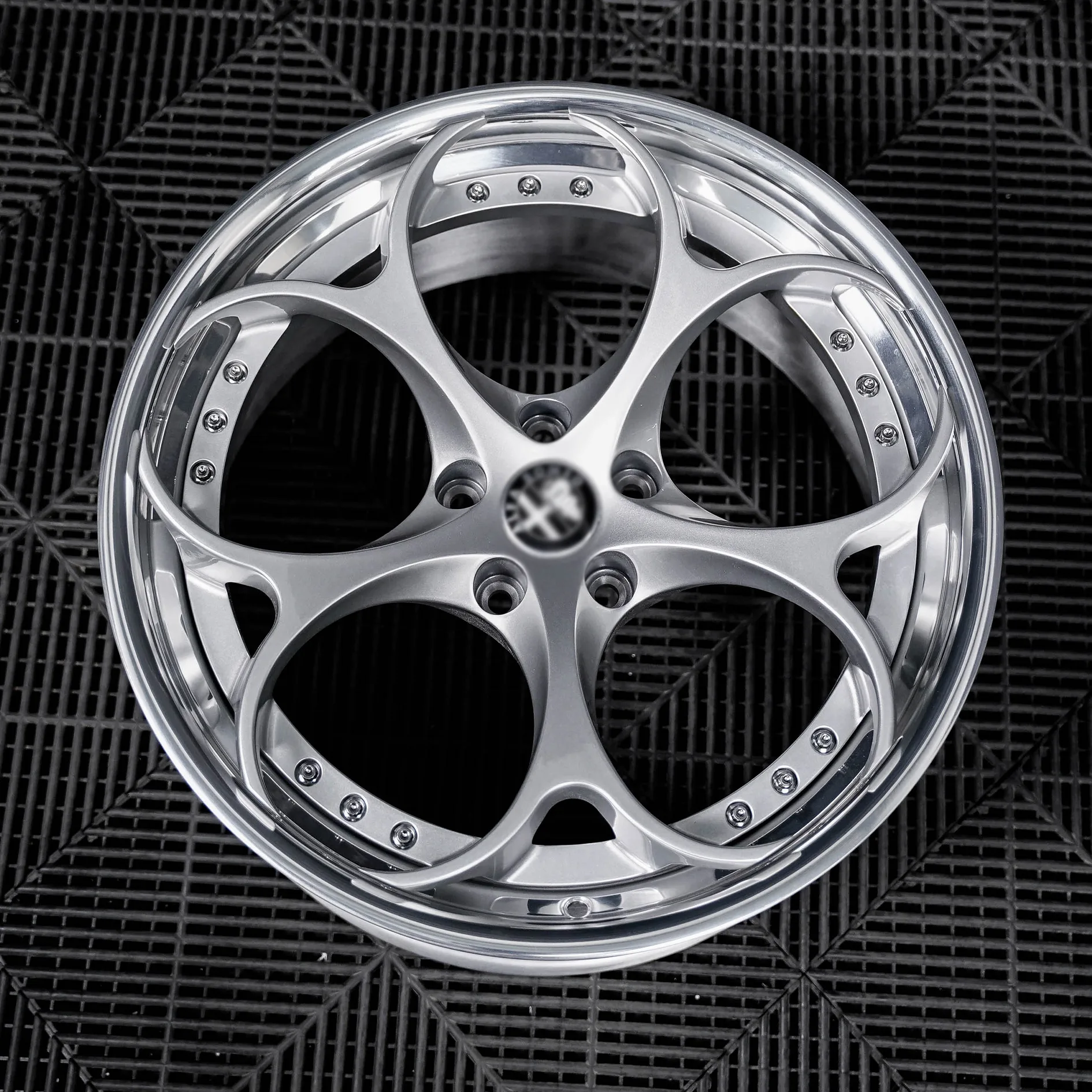 Alfa Romeo Two-Piece Custom Wheel (5) Alfa Romeo Two Piece Custom Wheel 5