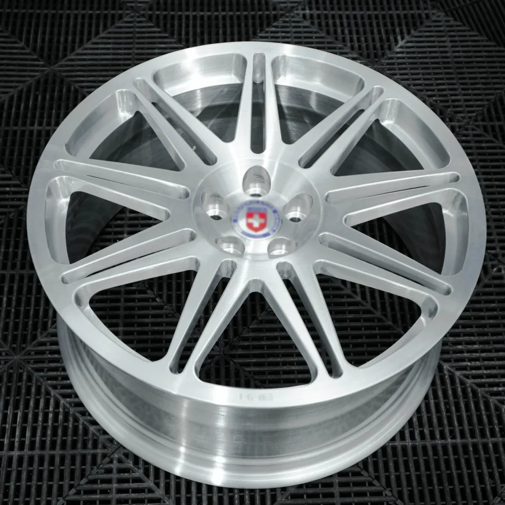 Brushed Silver (4) Brushed Silver 4 1 e1781940429771