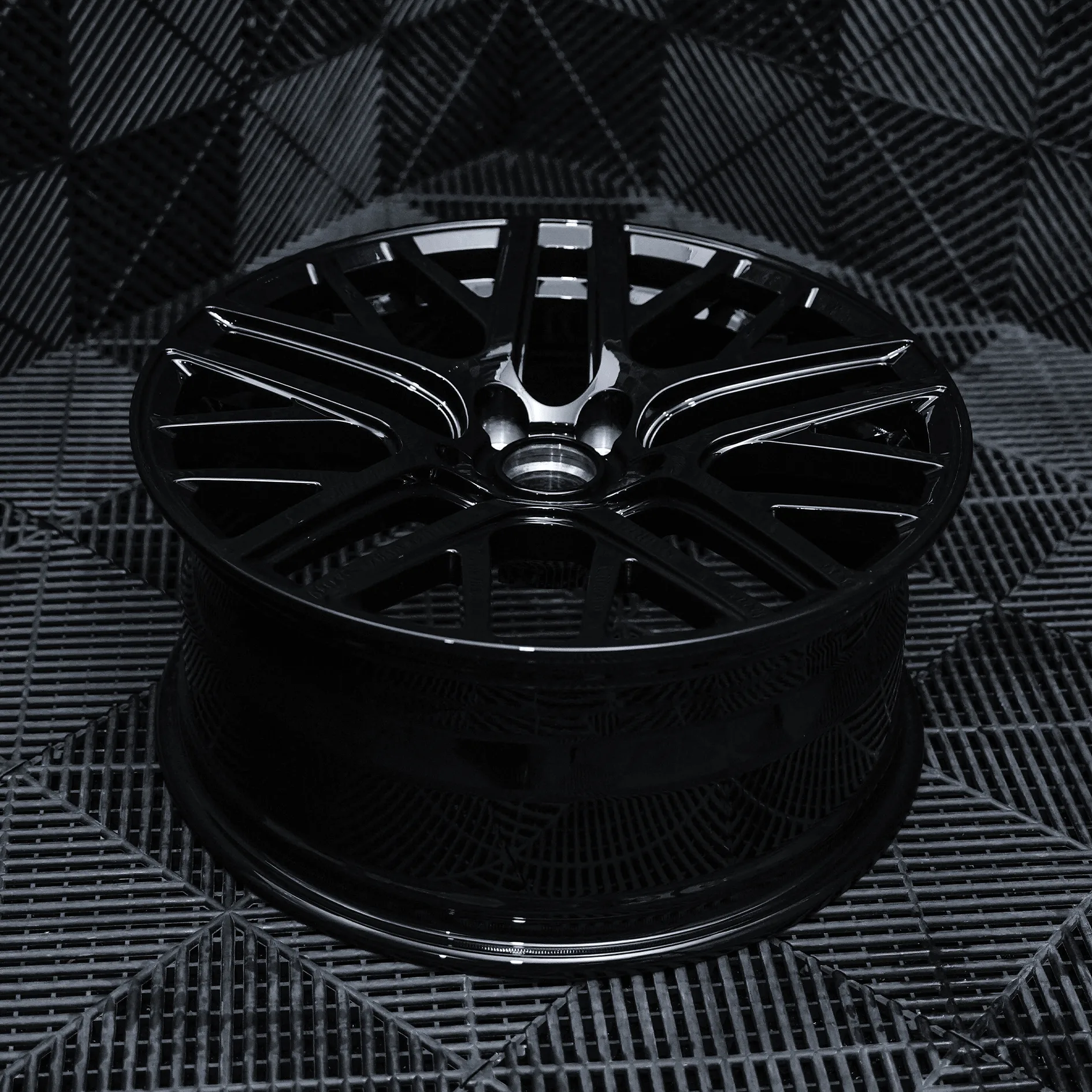 Gloss Black 1 4