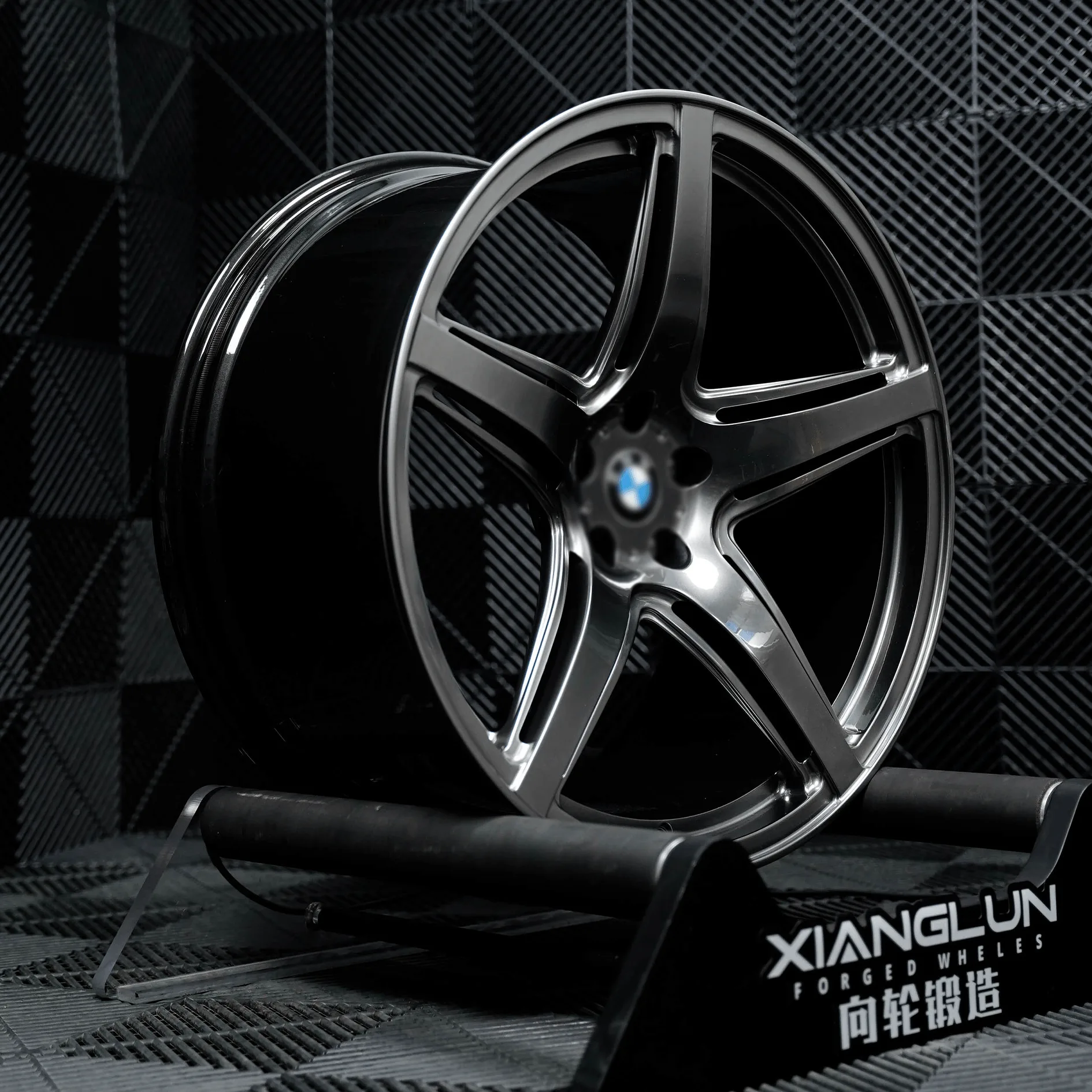Gloss Black (3) Gloss Black 3 4