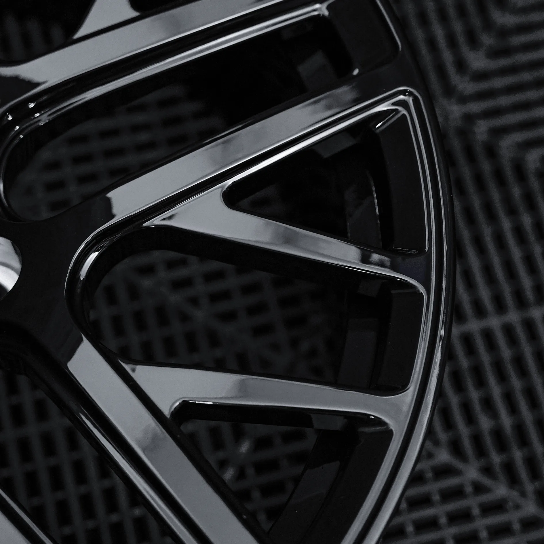 Gloss Black 3 5