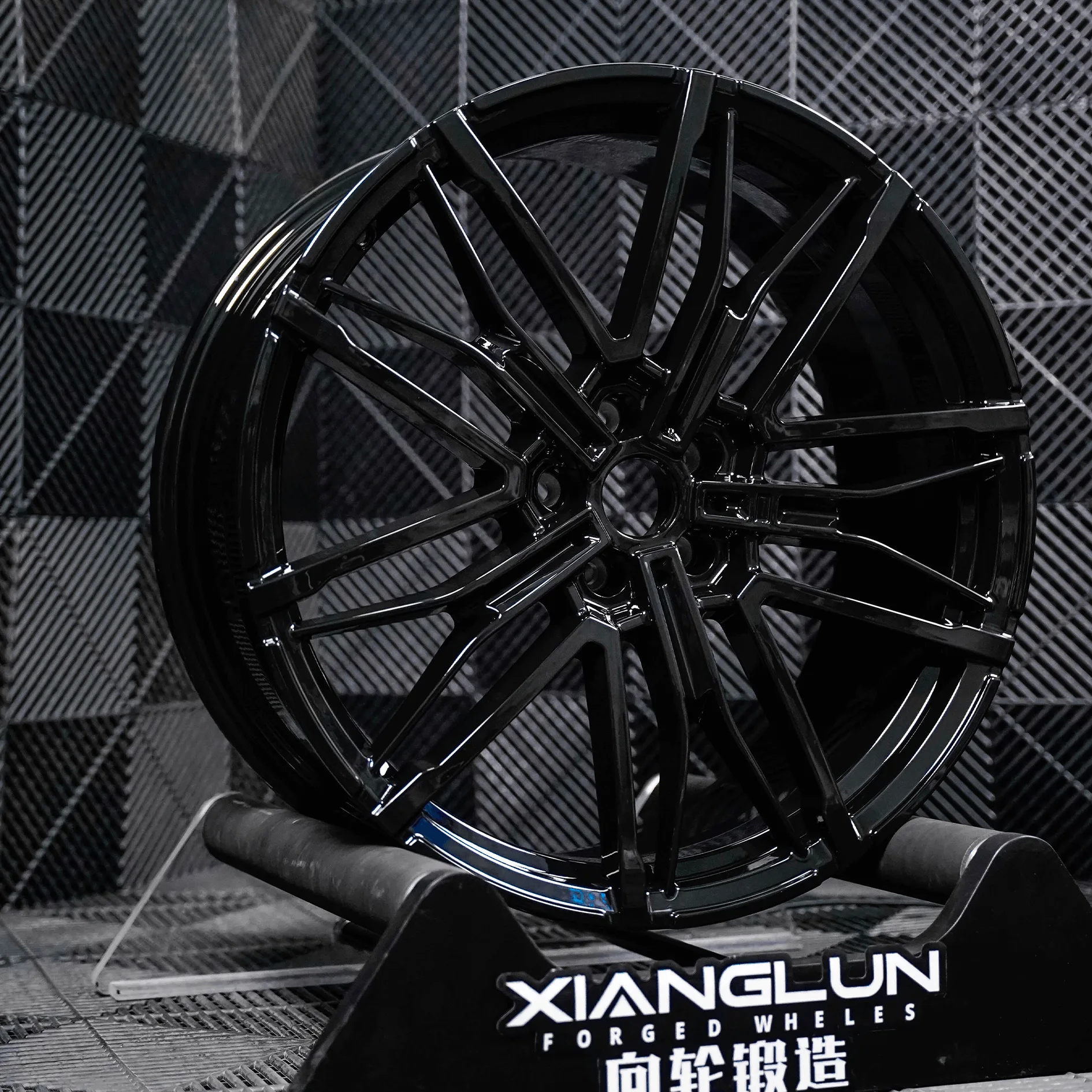 Gloss Black (3) Gloss Black 3 7
