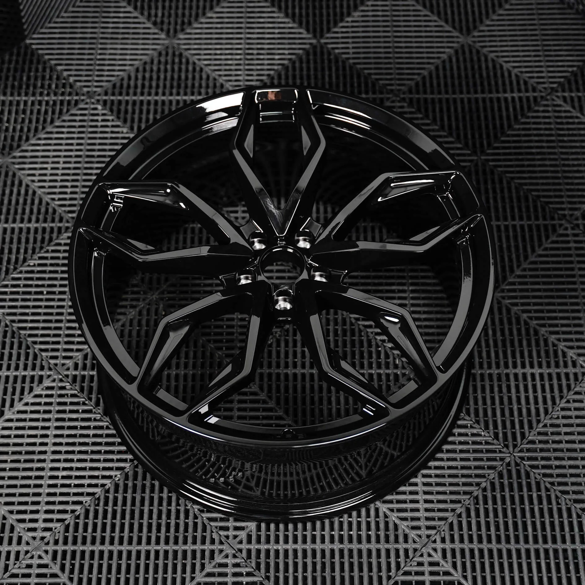 Gloss Black (4) Gloss Black 4 1
