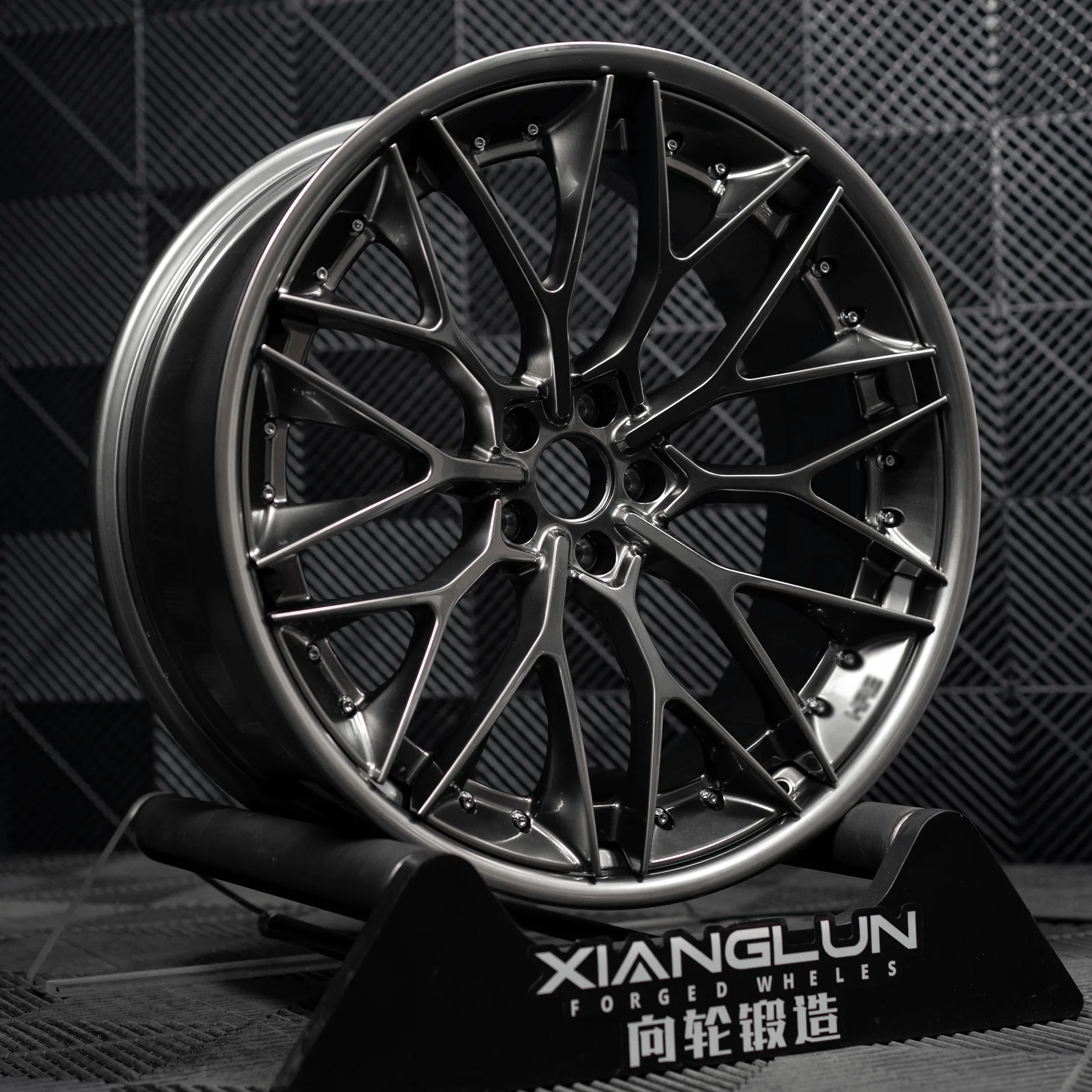 Gloss Black 4 2