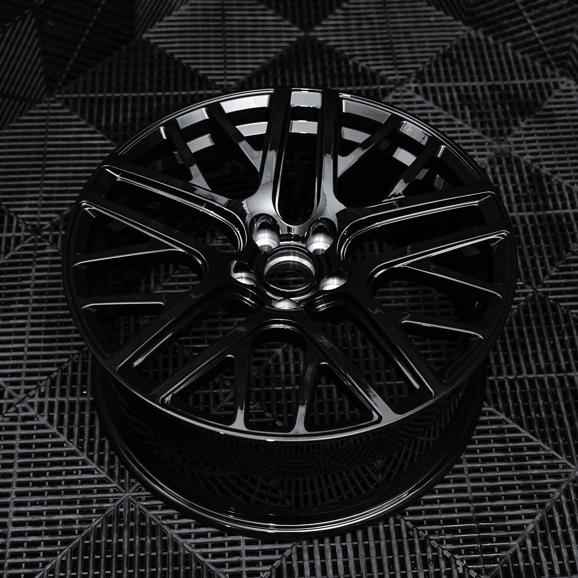 Gloss Black 4 4