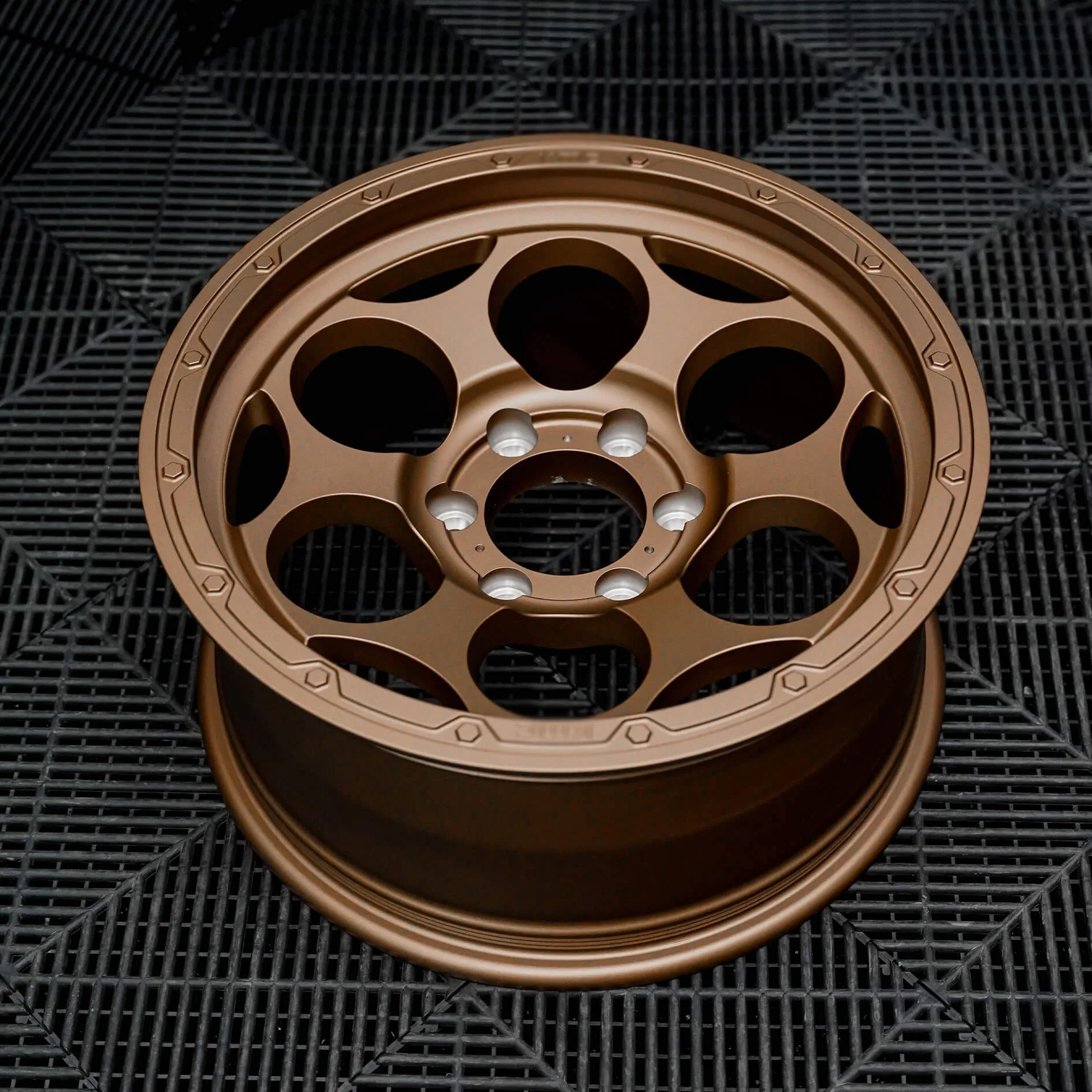 Gloss Bronze (1) Gloss Bronze 1 1