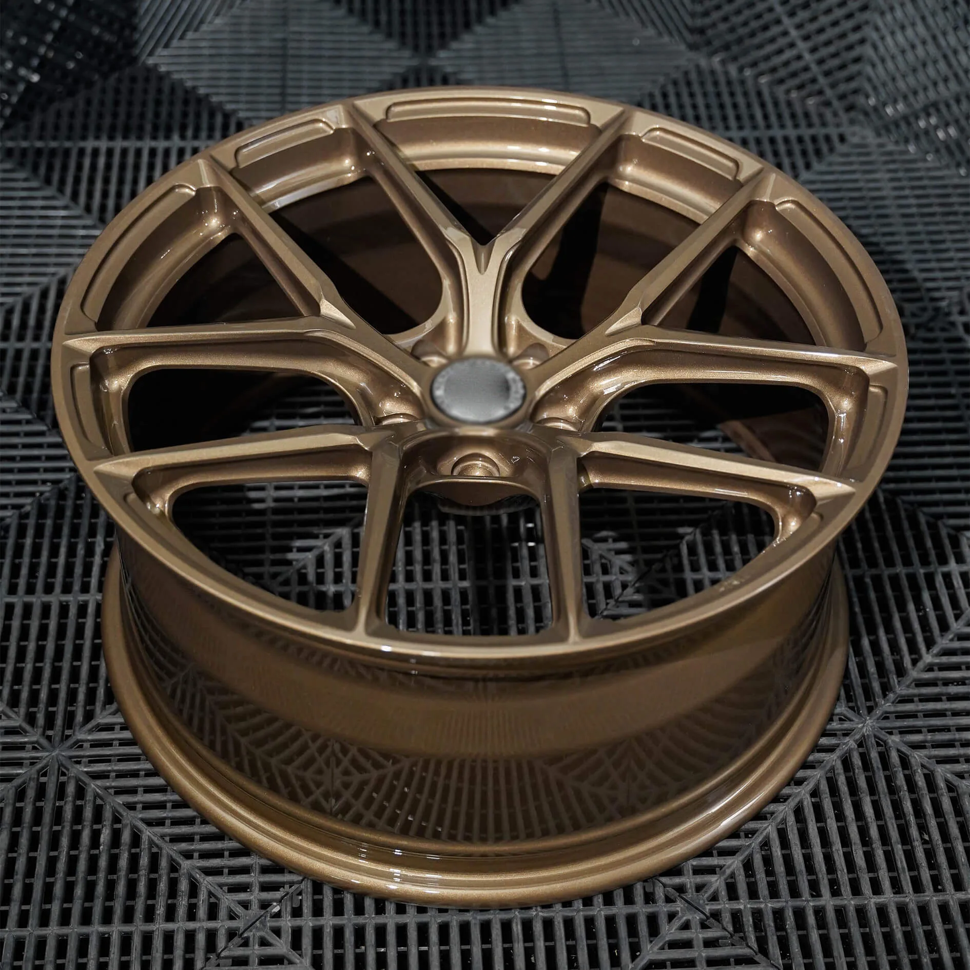 Gloss Bronze (2)_1 Gloss Bronze 2 1