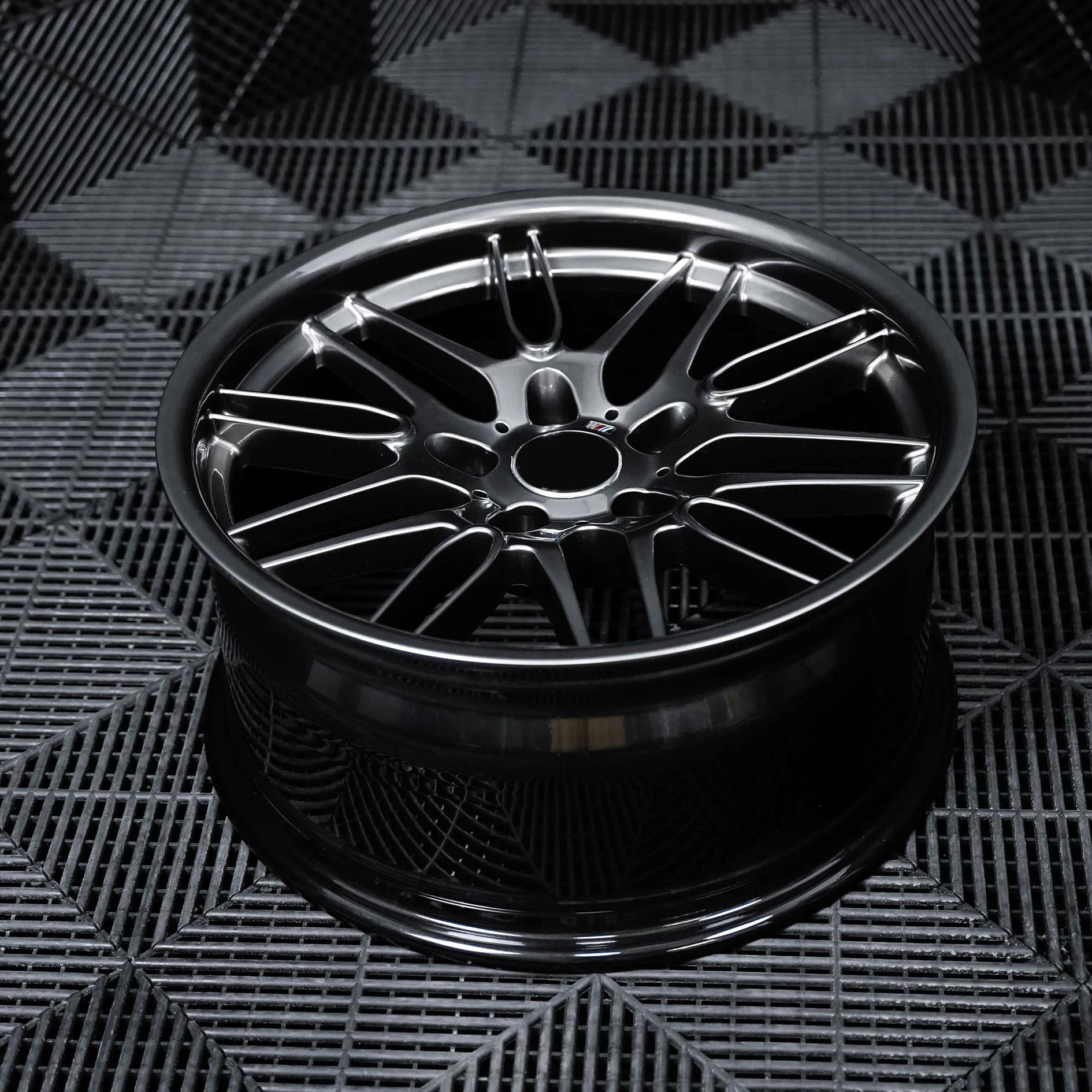 High Gloss Black (1)-2 High Gloss Black 1 2