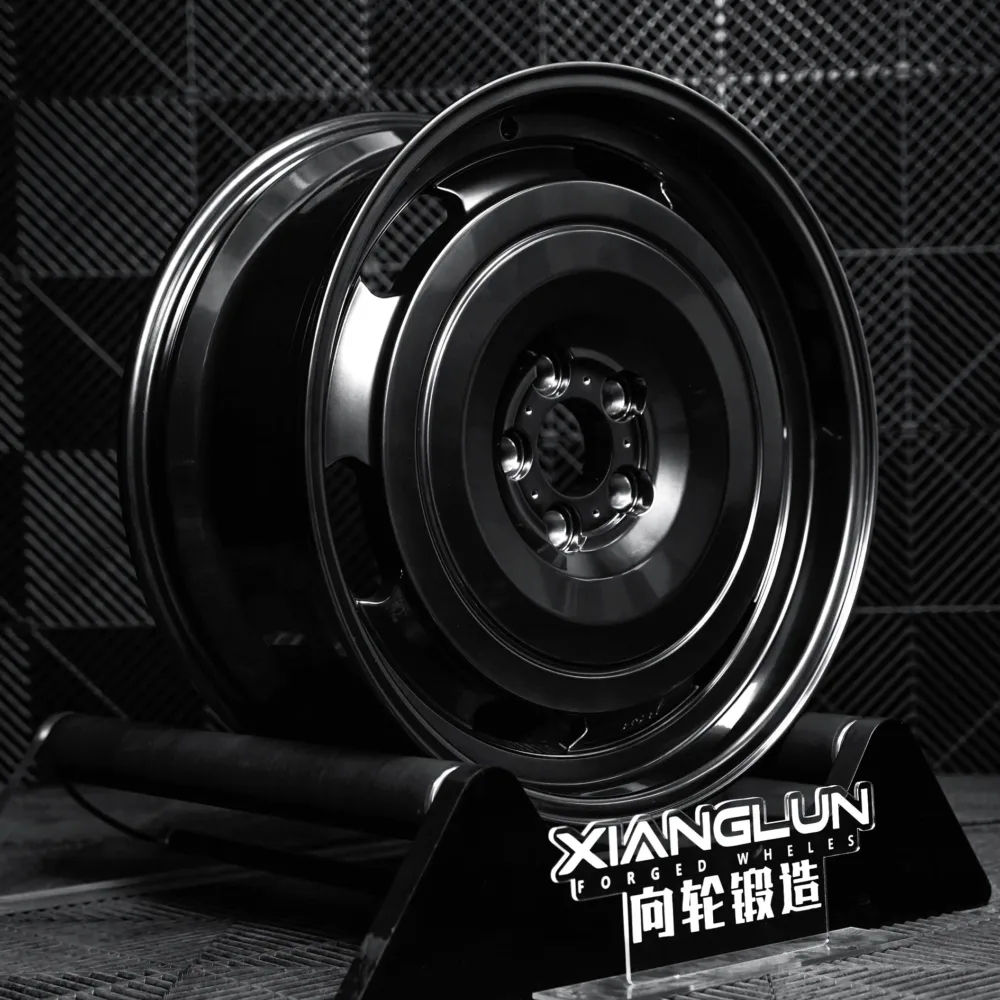 Land Rover – Gloss Black Dish Wheel (1) Land Rover Gloss Black Dish Wheel 1 e1781948014105