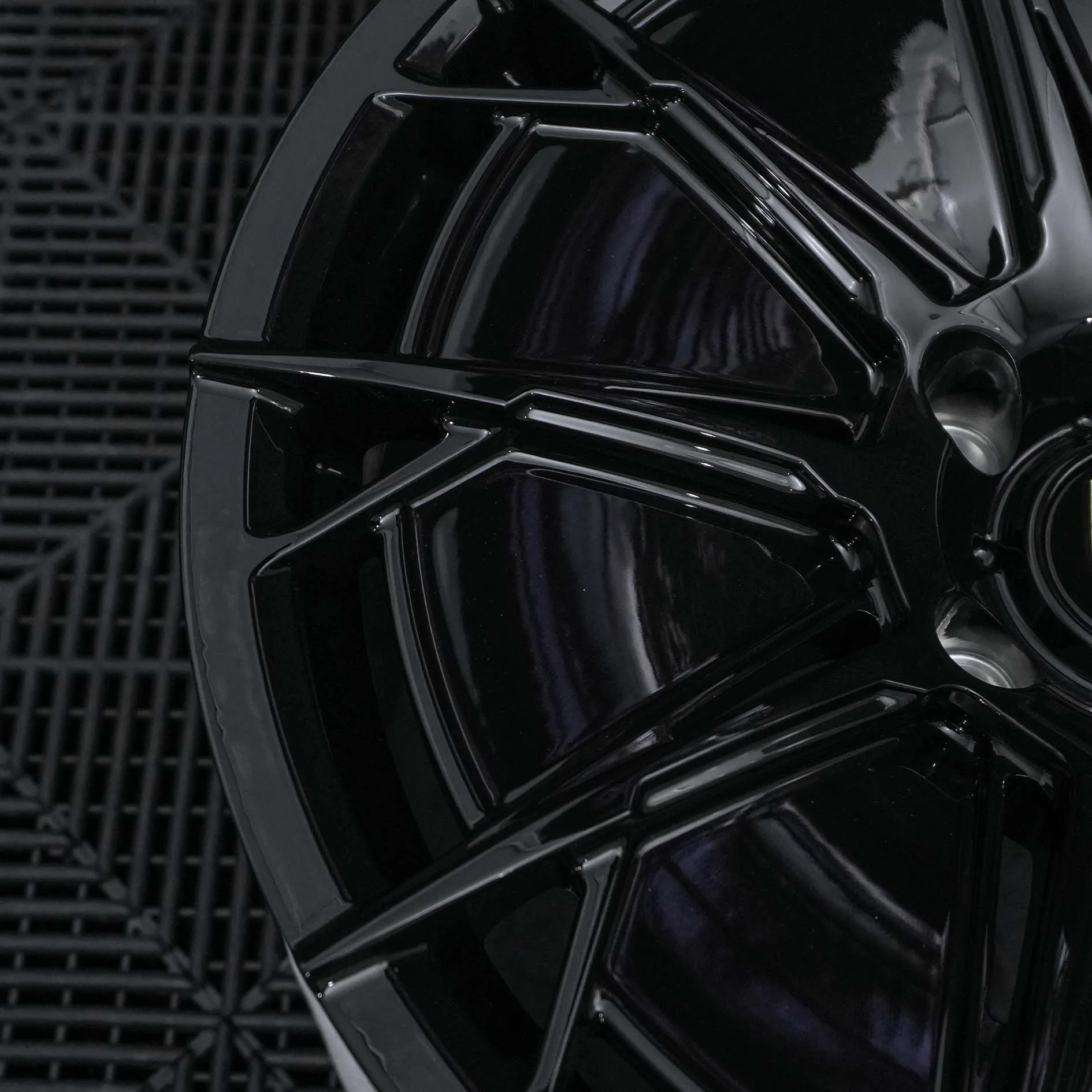Porsche Two-Tone Style — Gloss Black (3) Porsche Two Tone Style — Gloss Black 3