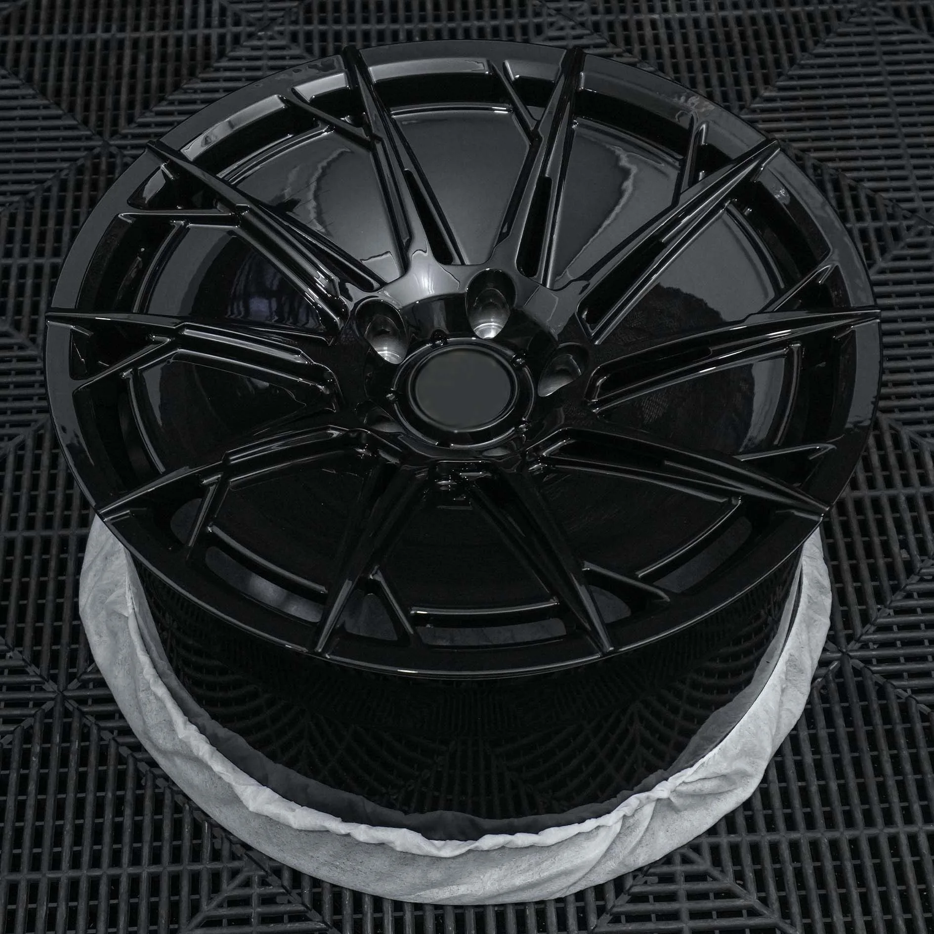Porsche Two-Tone Style — Gloss Black (4) Porsche Two Tone Style — Gloss Black 4