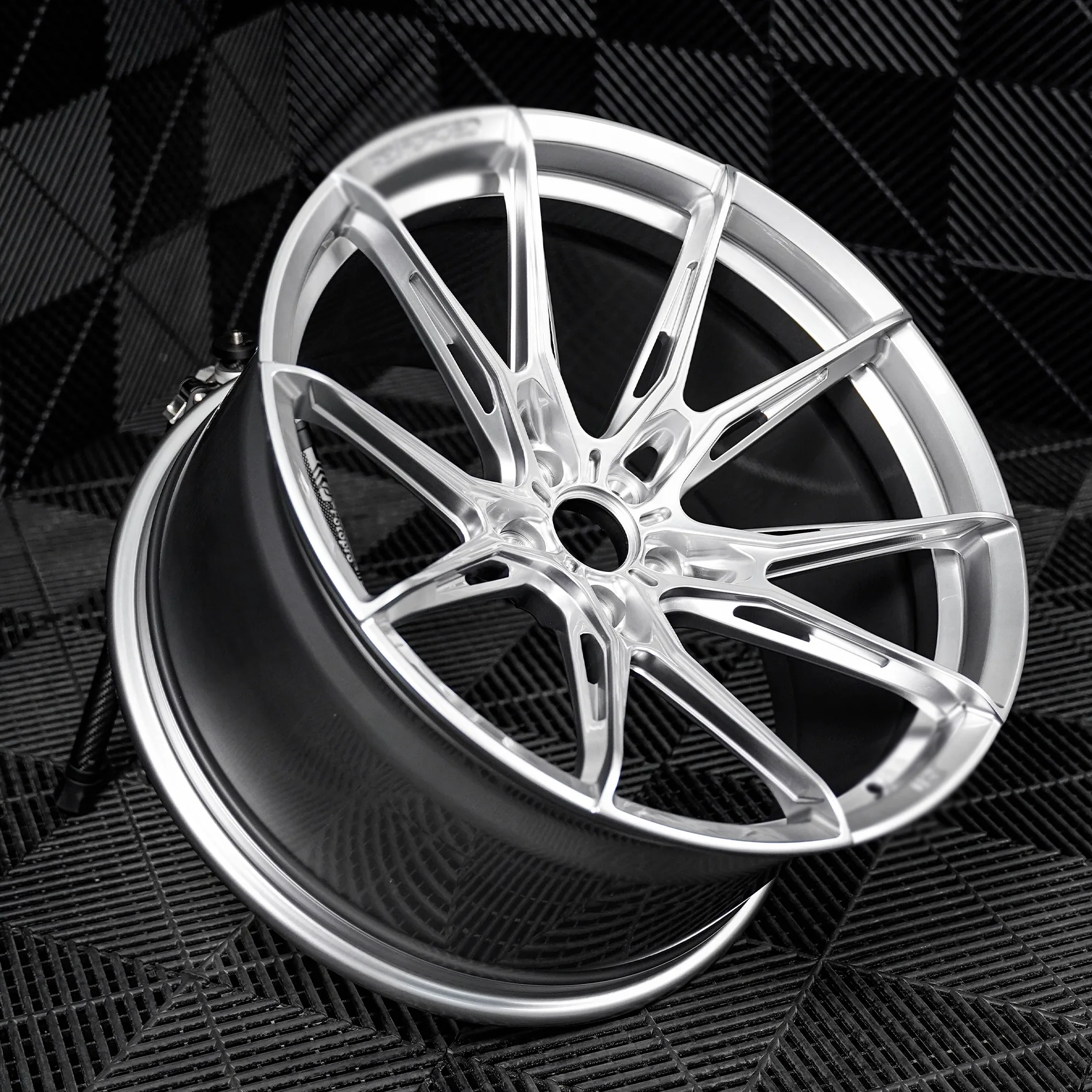 Silver (1) Silver 1